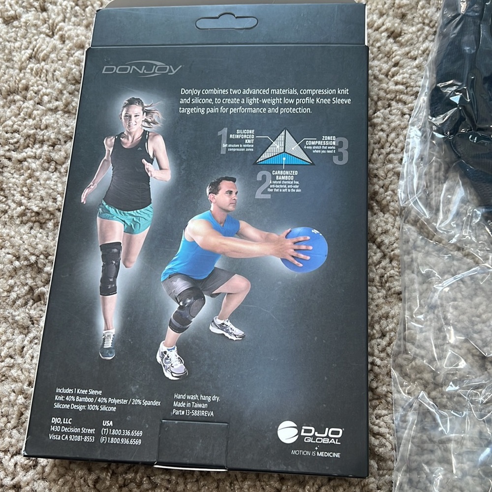 COPY - DonJoyTrizone Knee Compression Sleeve LEFT XL - Picture 3 of 4